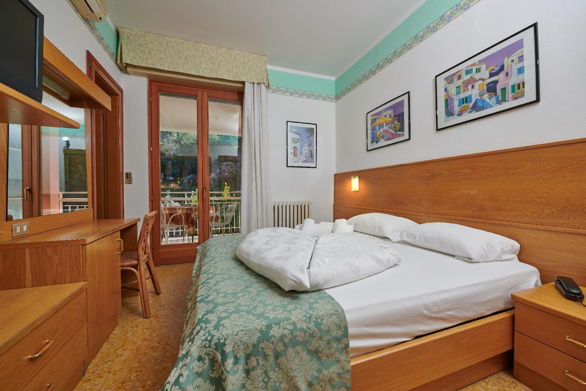 Hotel Eden 3*